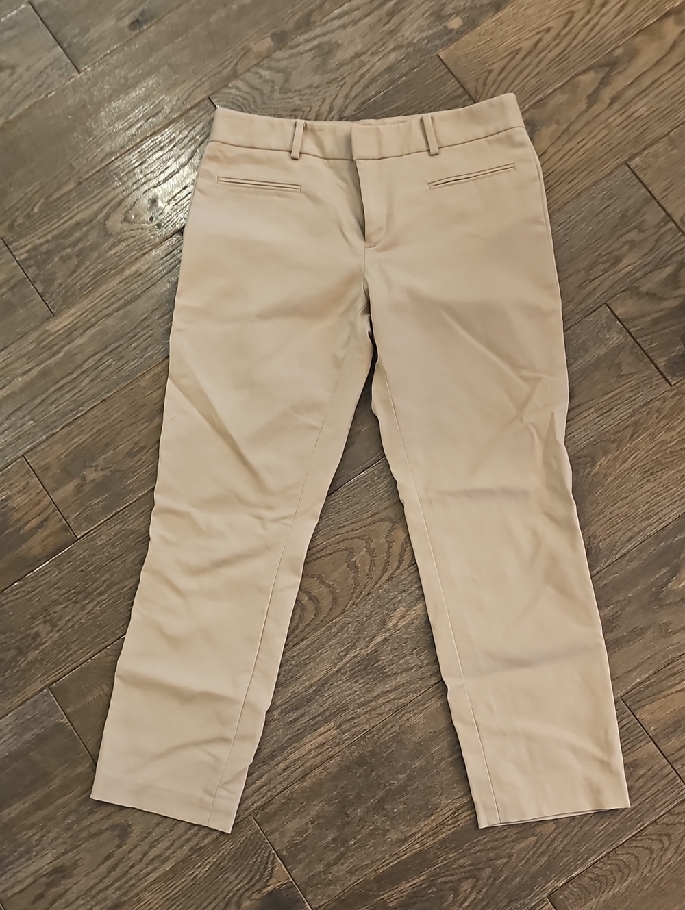 Club Monaco Khaki Cropped Pants